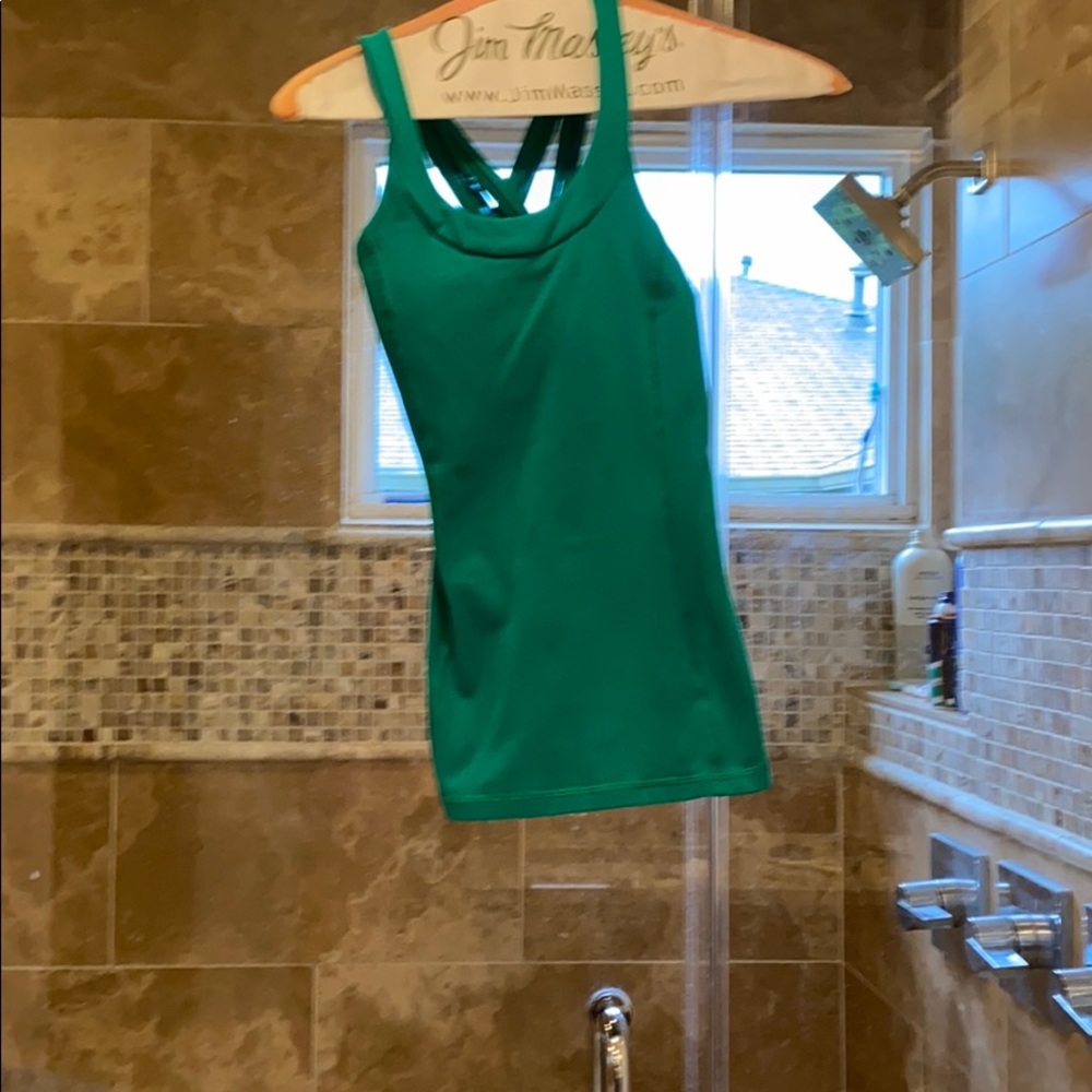Lululemon tank with pads